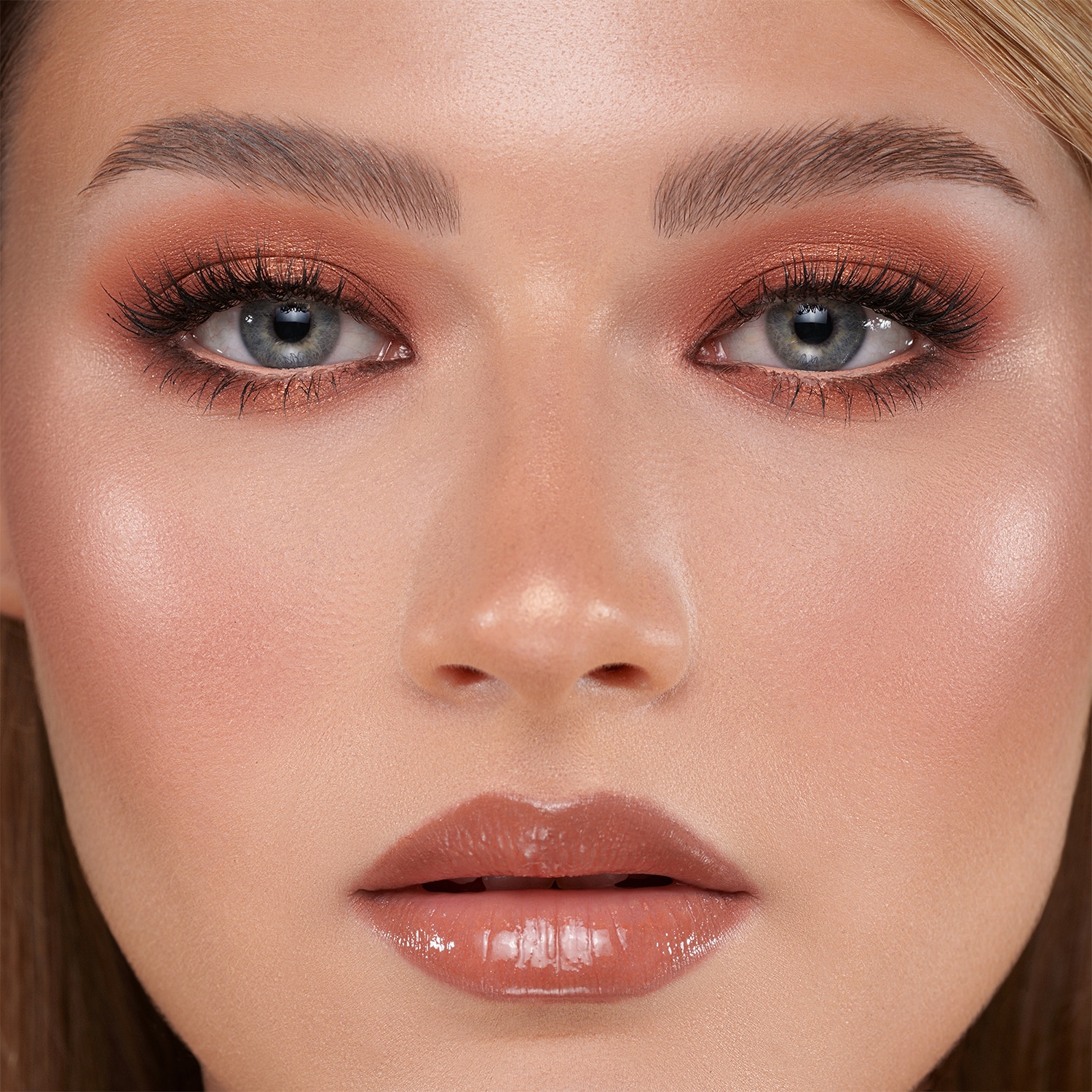 BABY BRONZE EYESHADOW PALETTE (PALETA DE SOMBRAS PARA OJOS)
